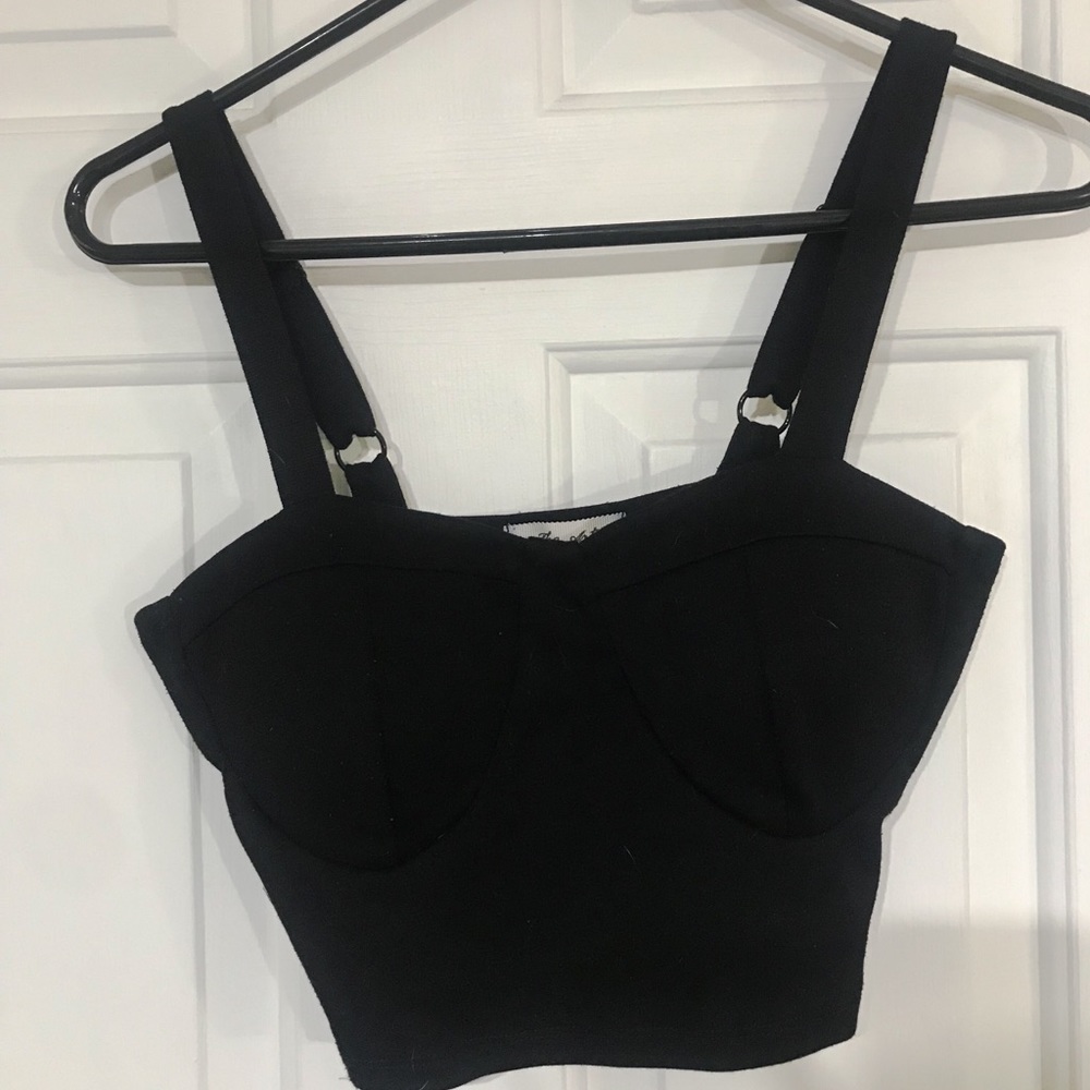 (Slightly) Padded black crop top, size small